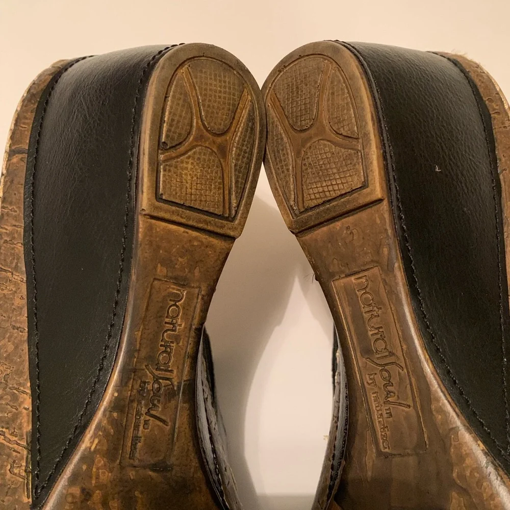NATURAL SOUL BY NATURALIZER Black Wedge Open Toe Mules Sandals Size 10M